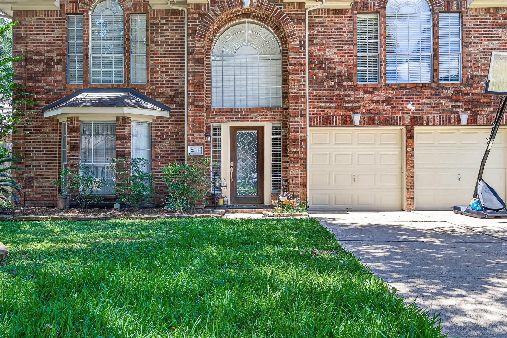 2310 Glendavon Lane