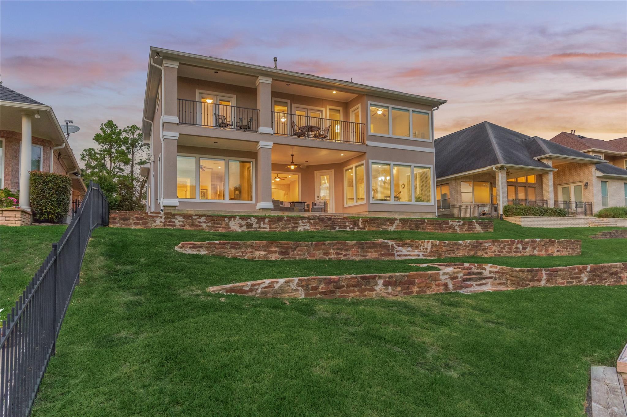 12323 Longmire Cove