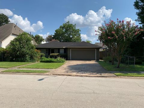 Photo of 7515 Schiller Street, Houston, TX 77055 (MLS # 89782839)