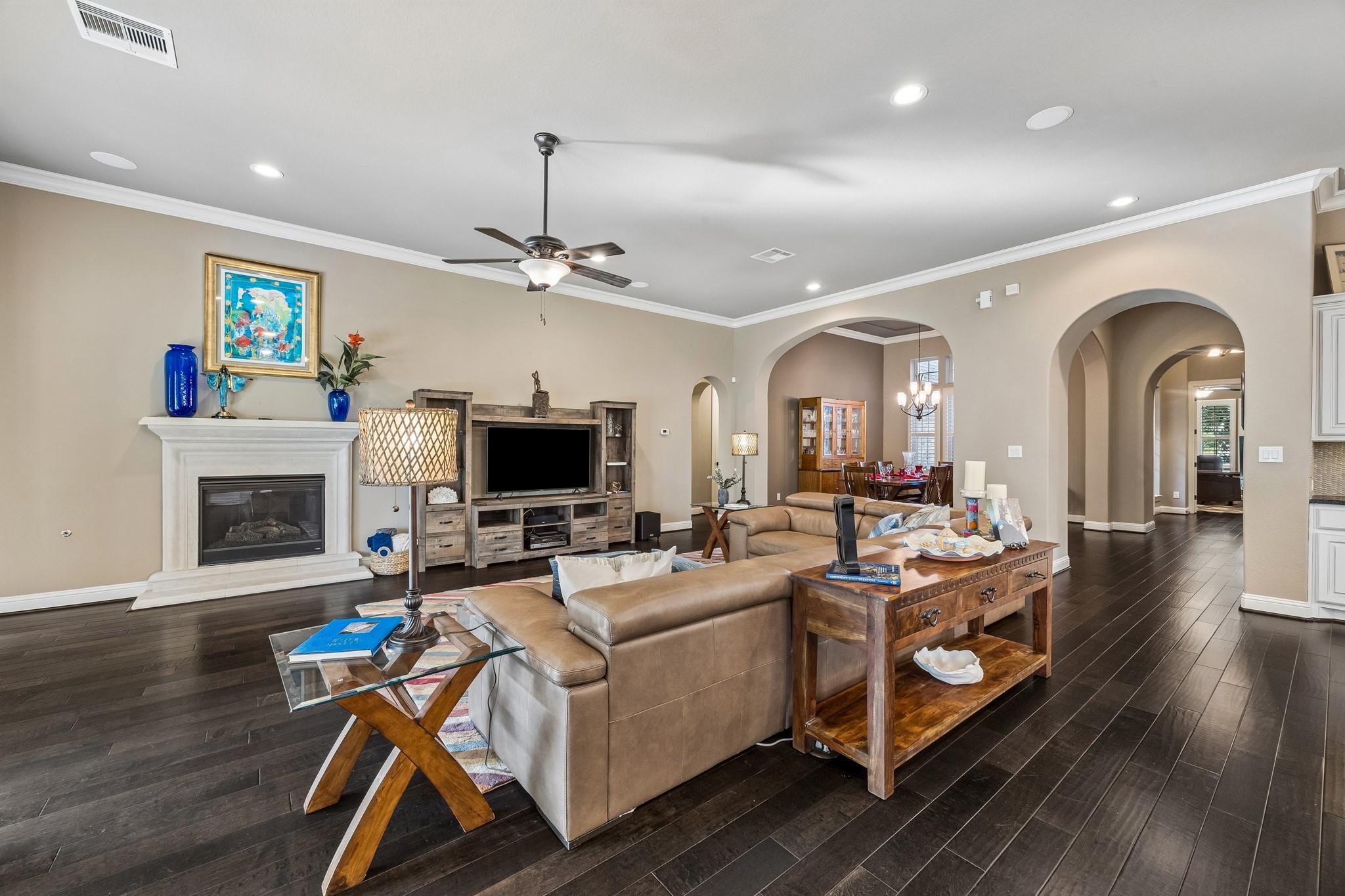 111 Prestwick Court