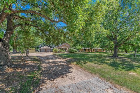 Photo of 1510 Piedmont Rd, Navasota, TX 77868 (MLS # 12962301)