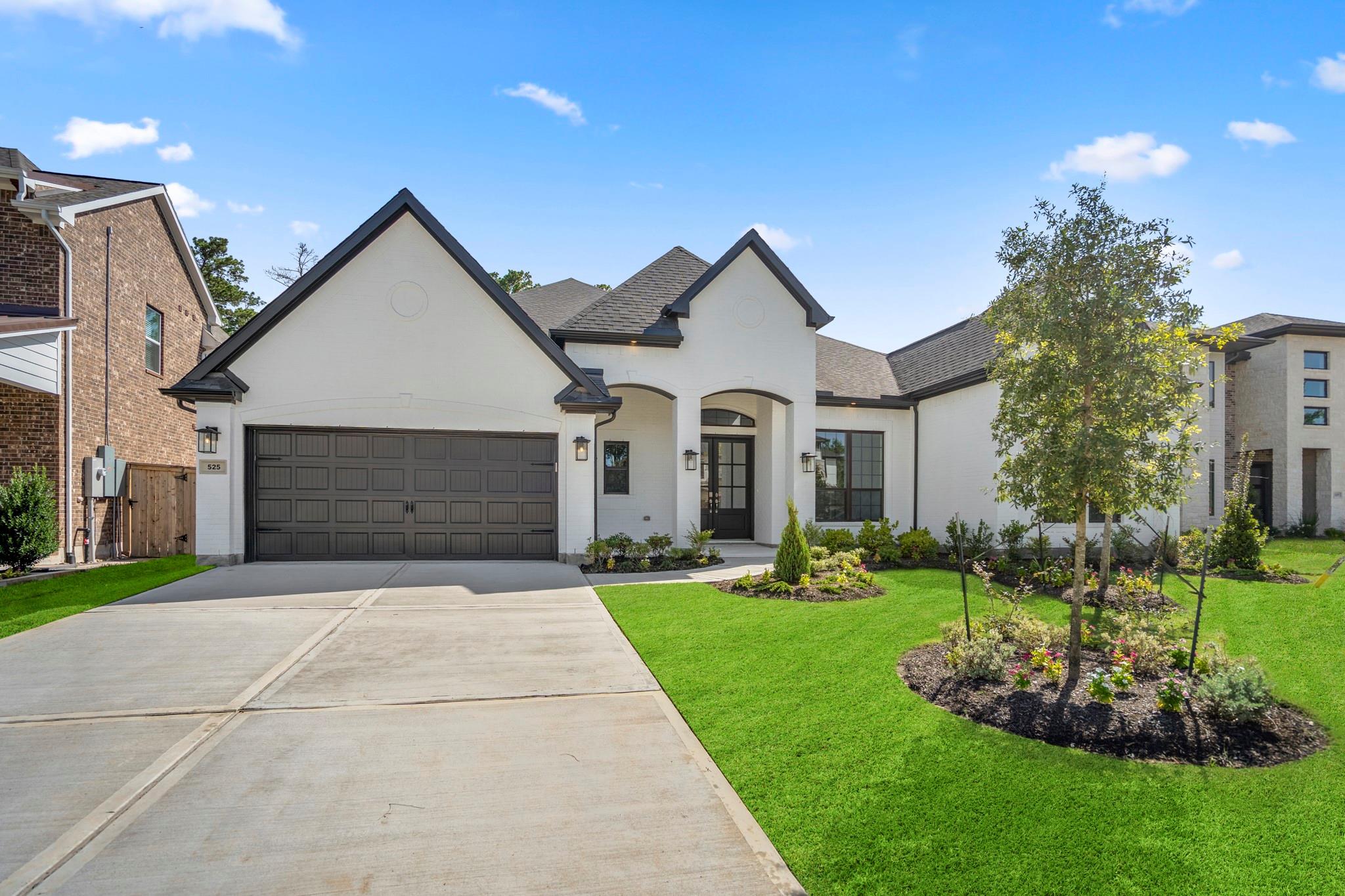 525 Pinabete Forest Court