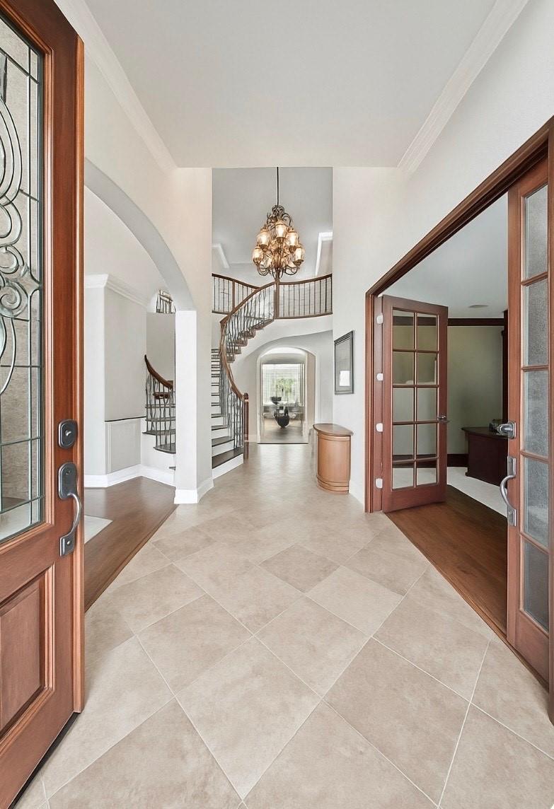 5346 Pine Wood Hills Court