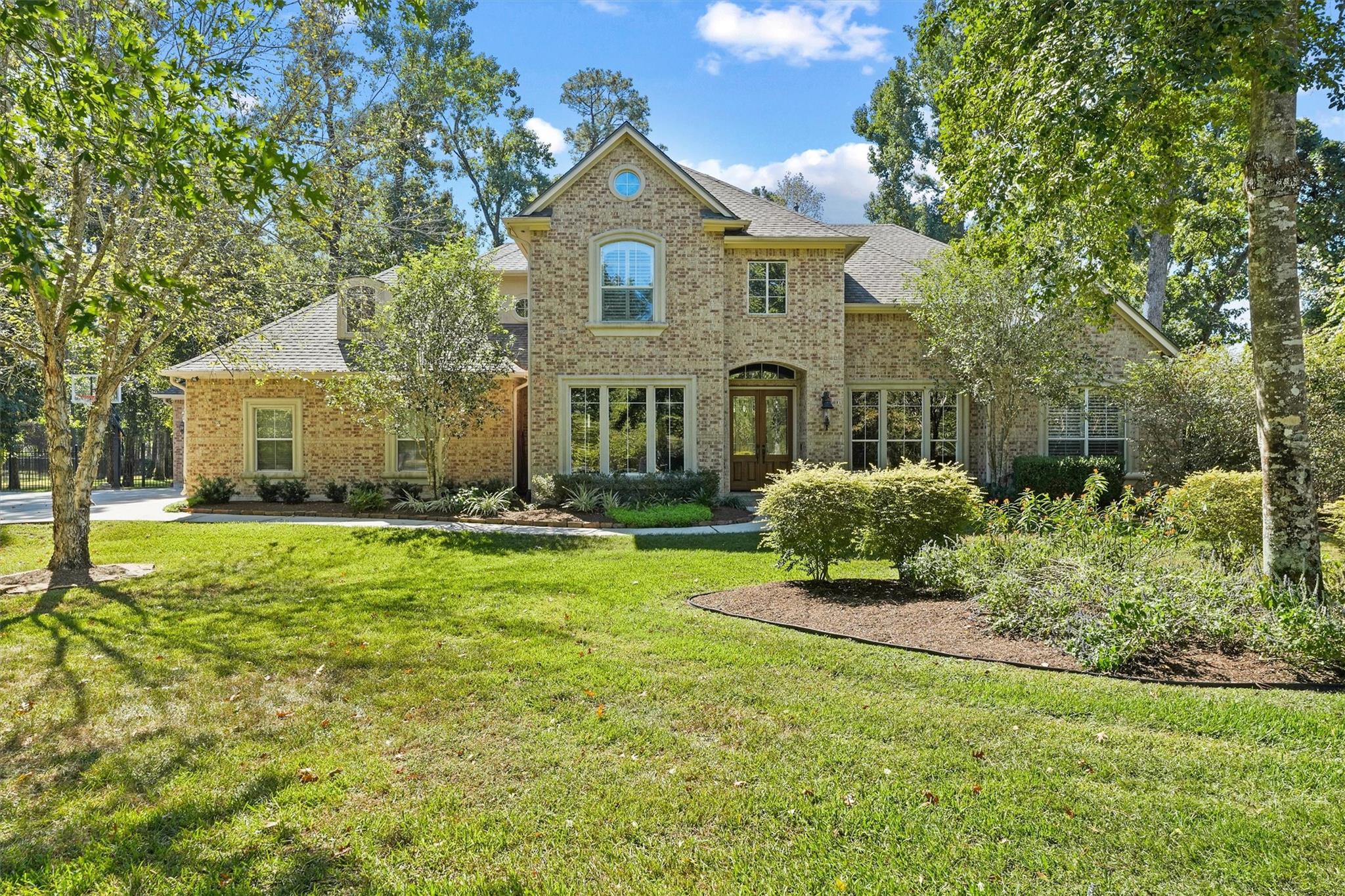 5346 Pine Wood Hills Court