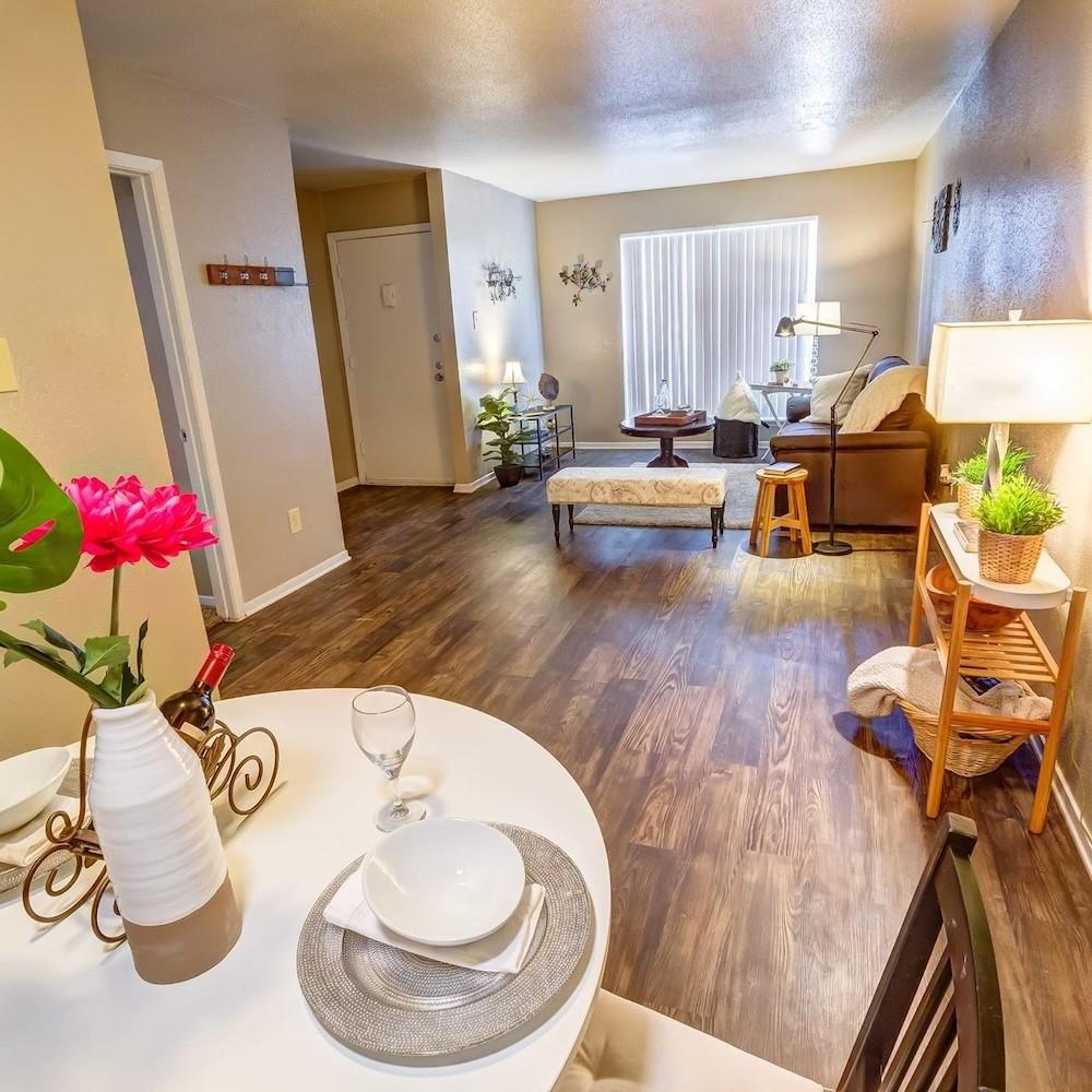 480 W Parker Road 45