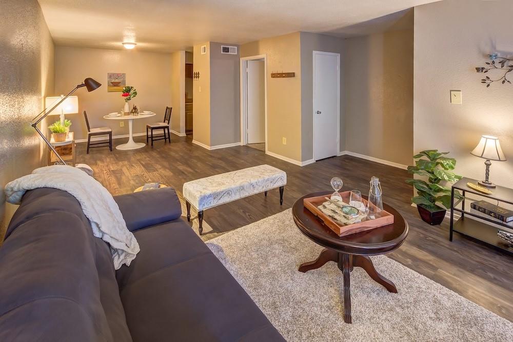 480 W Parker Road 45