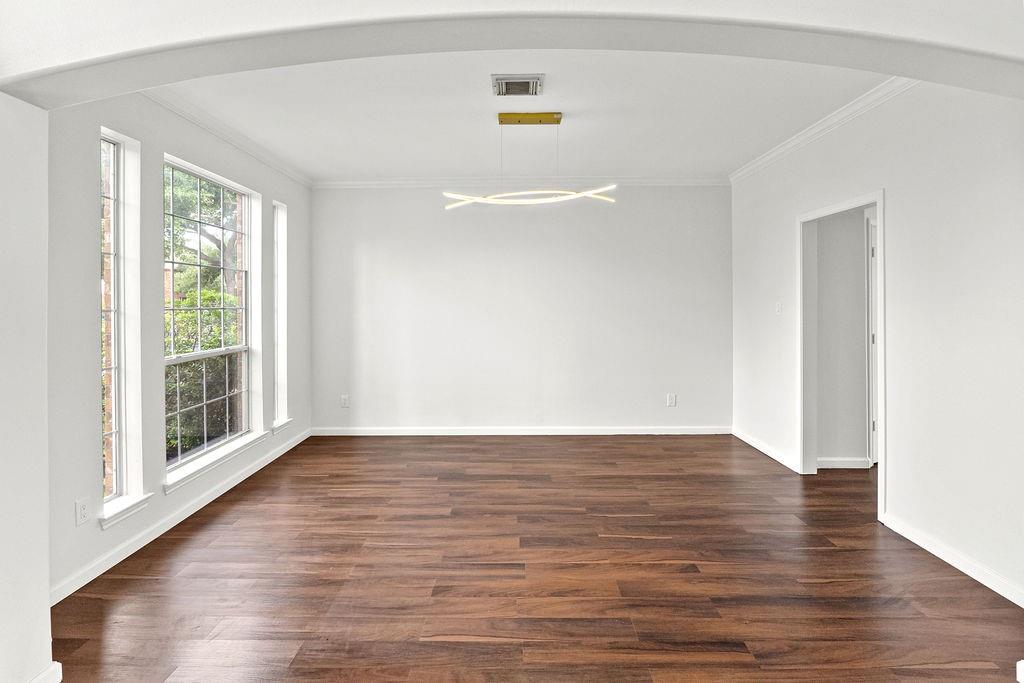 22206 Bridgestone Pine Court