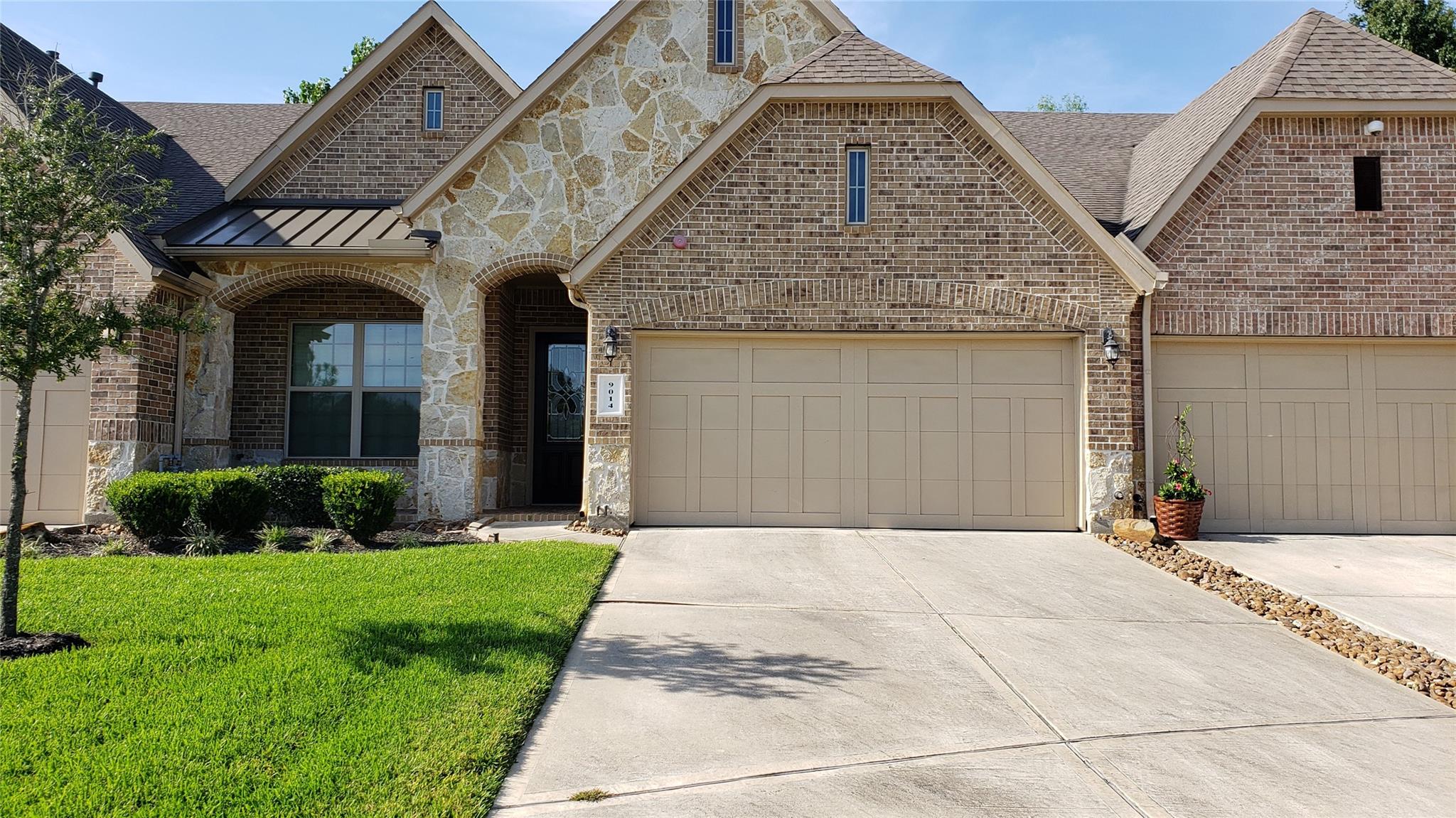 9014 Meacom Drive