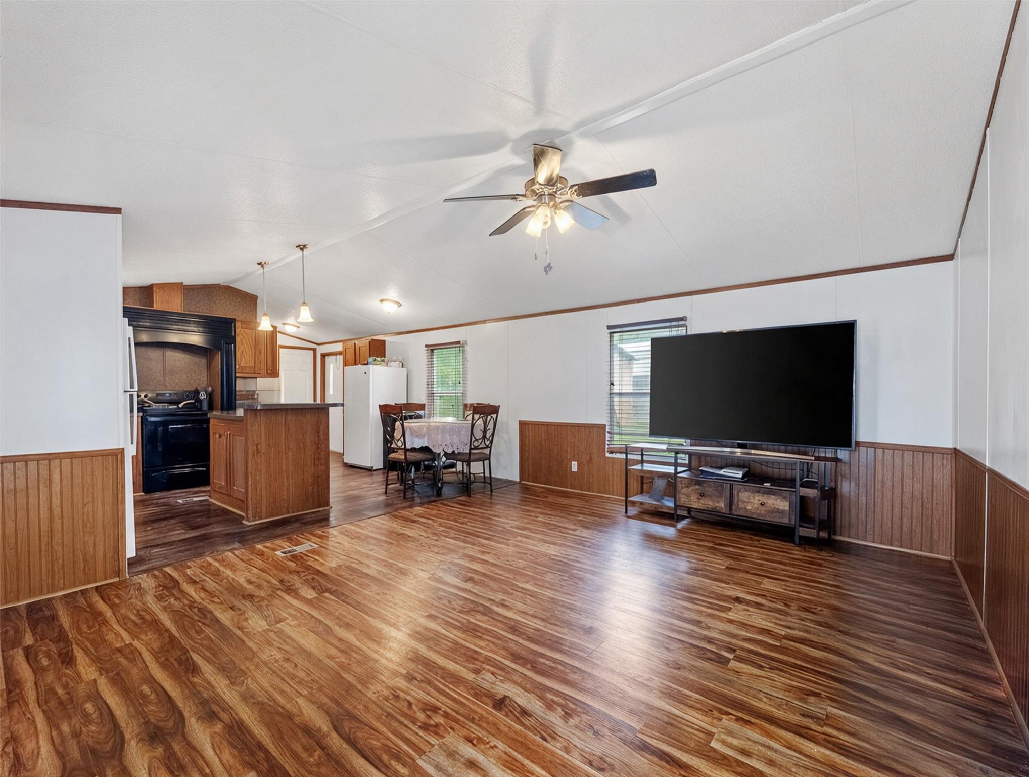 13053 Oak Manor Court