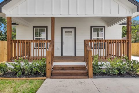 Photo of 4412 Sayers Street, Houston, TX 77026 (MLS # 79259322)