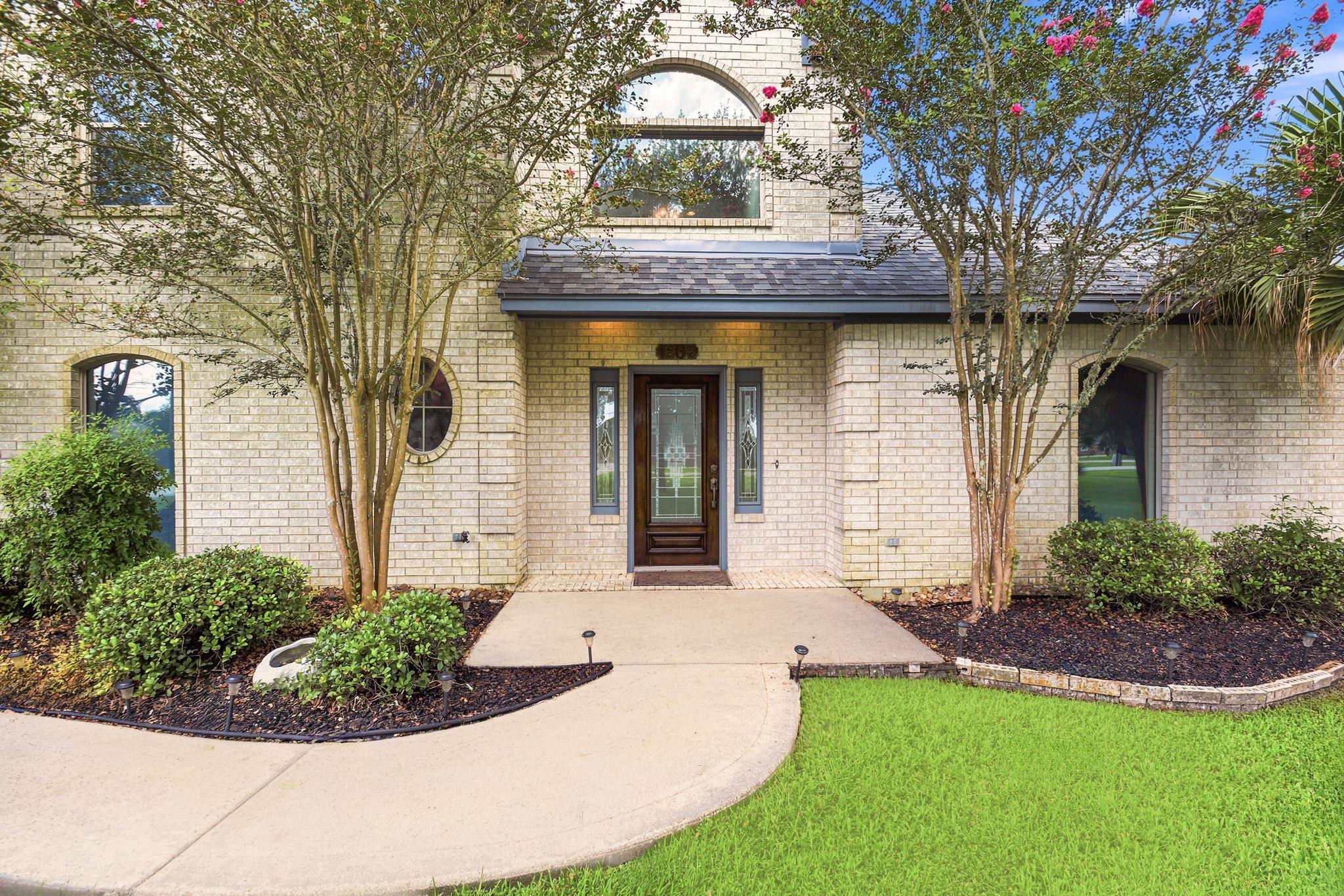 1606 Bayou Breeze Drive