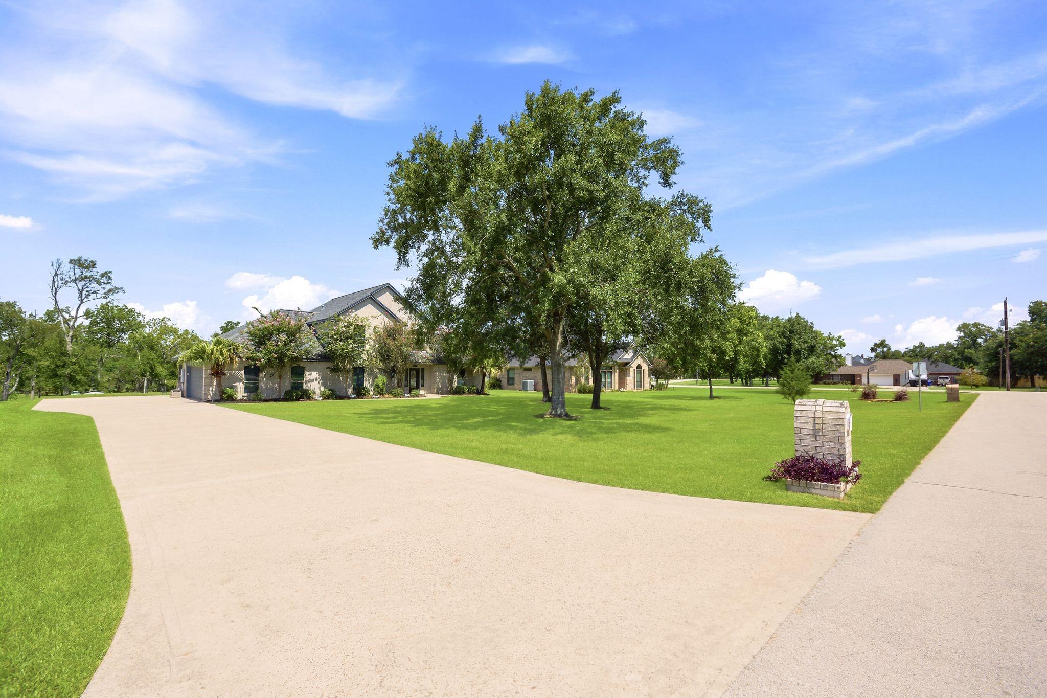 1606 Bayou Breeze Drive