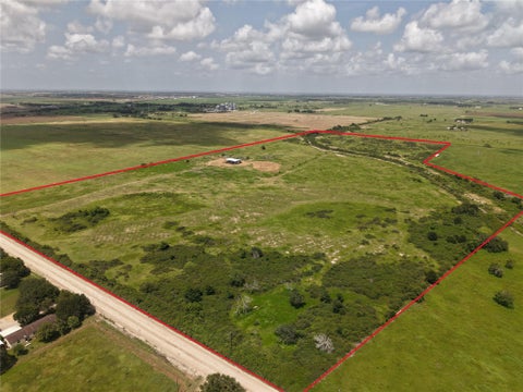 Photo of 775 S Fm 441 Road, Louise, TX 77455 (MLS # 44728340)