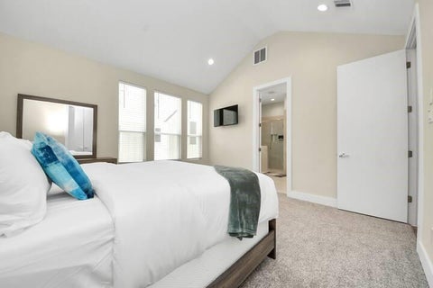 Tiny photo for 5935 Beall Street #C, Houston, TX 77091 (MLS # 27091805)