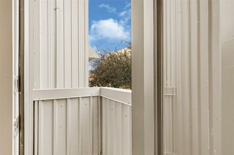 Tiny photo for 227 W Gray St, Houston, TX 77019 (MLS # 52498527)