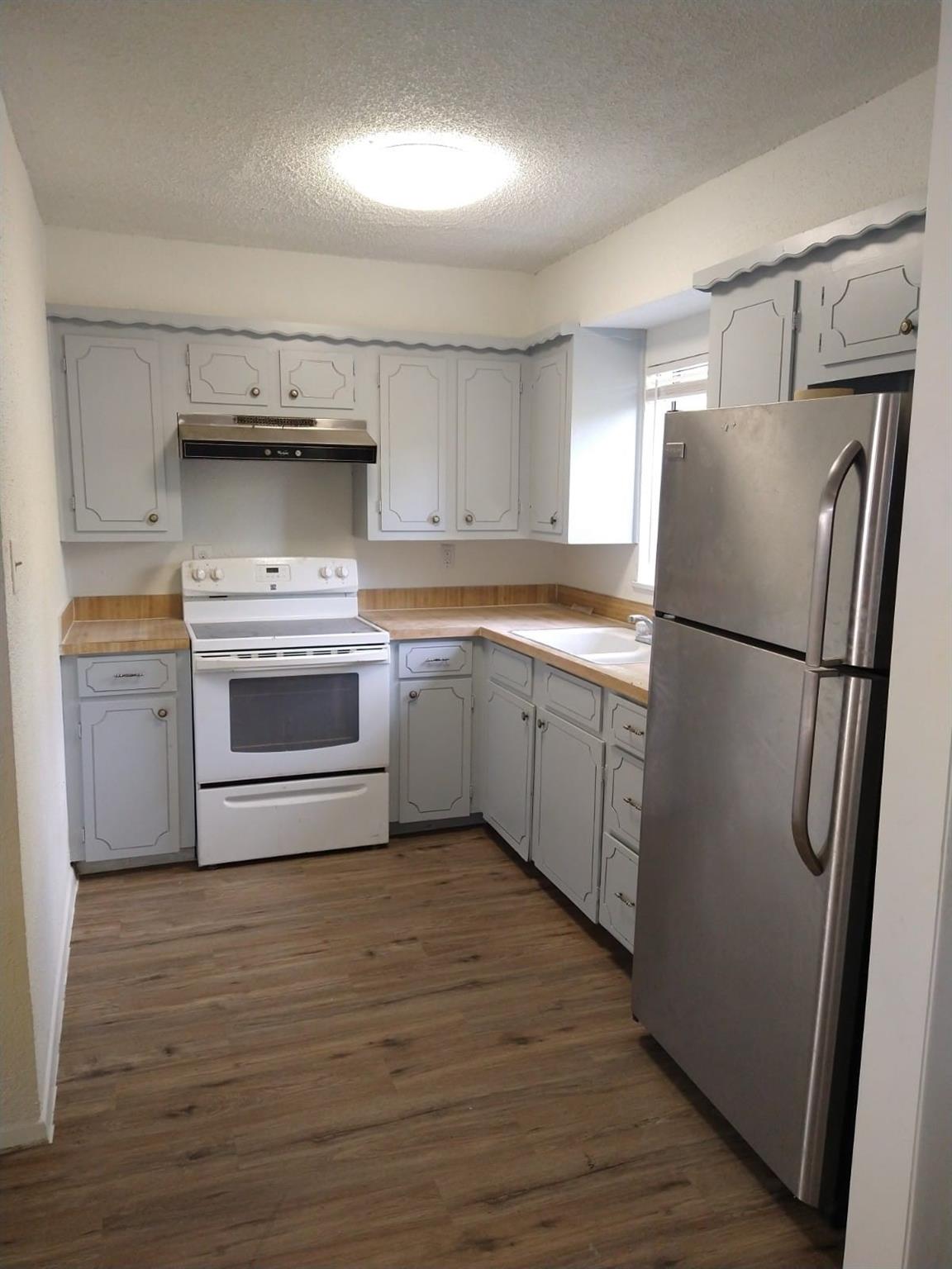 17042 Laurelwood Drive