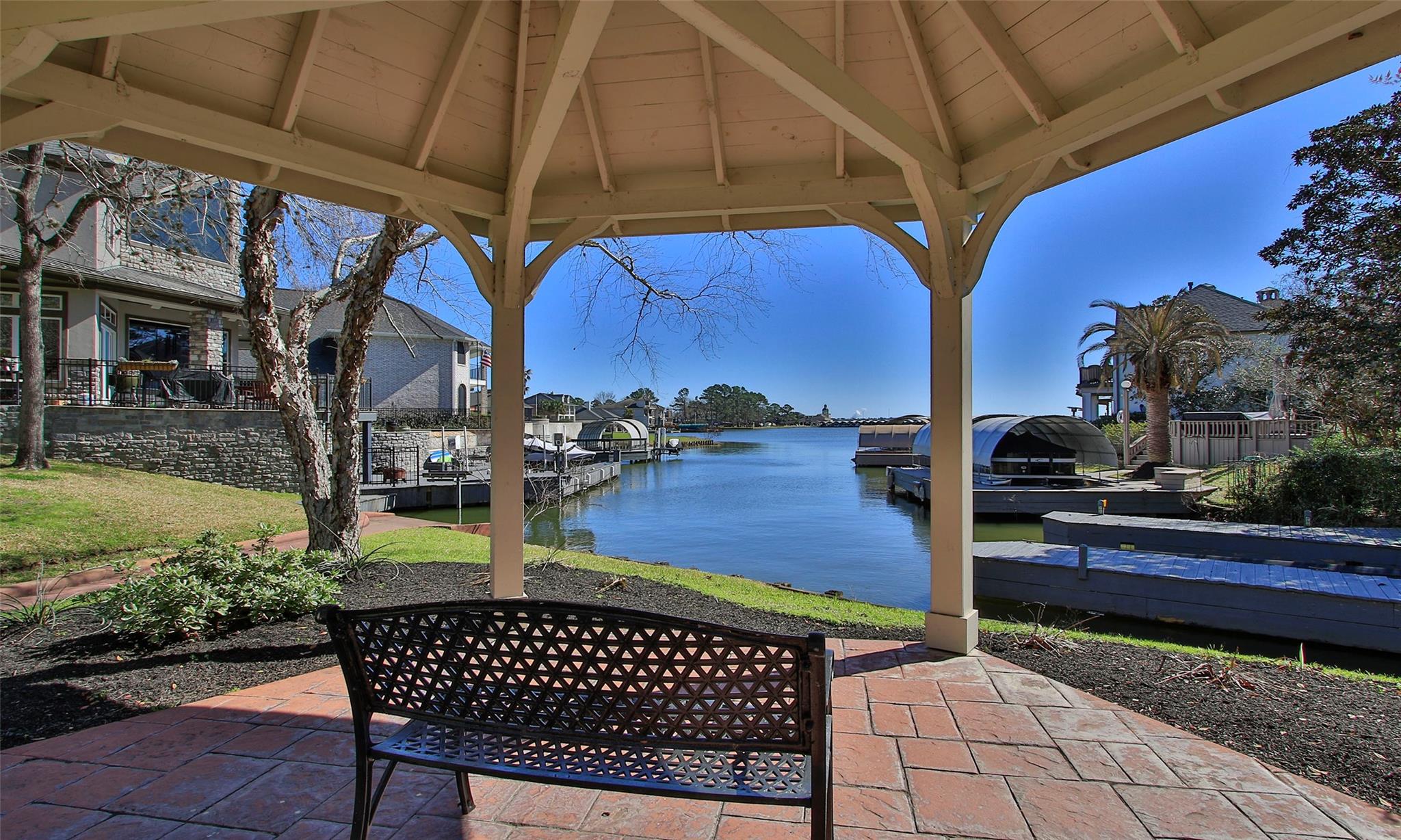 26 Winthrop Harbor Court