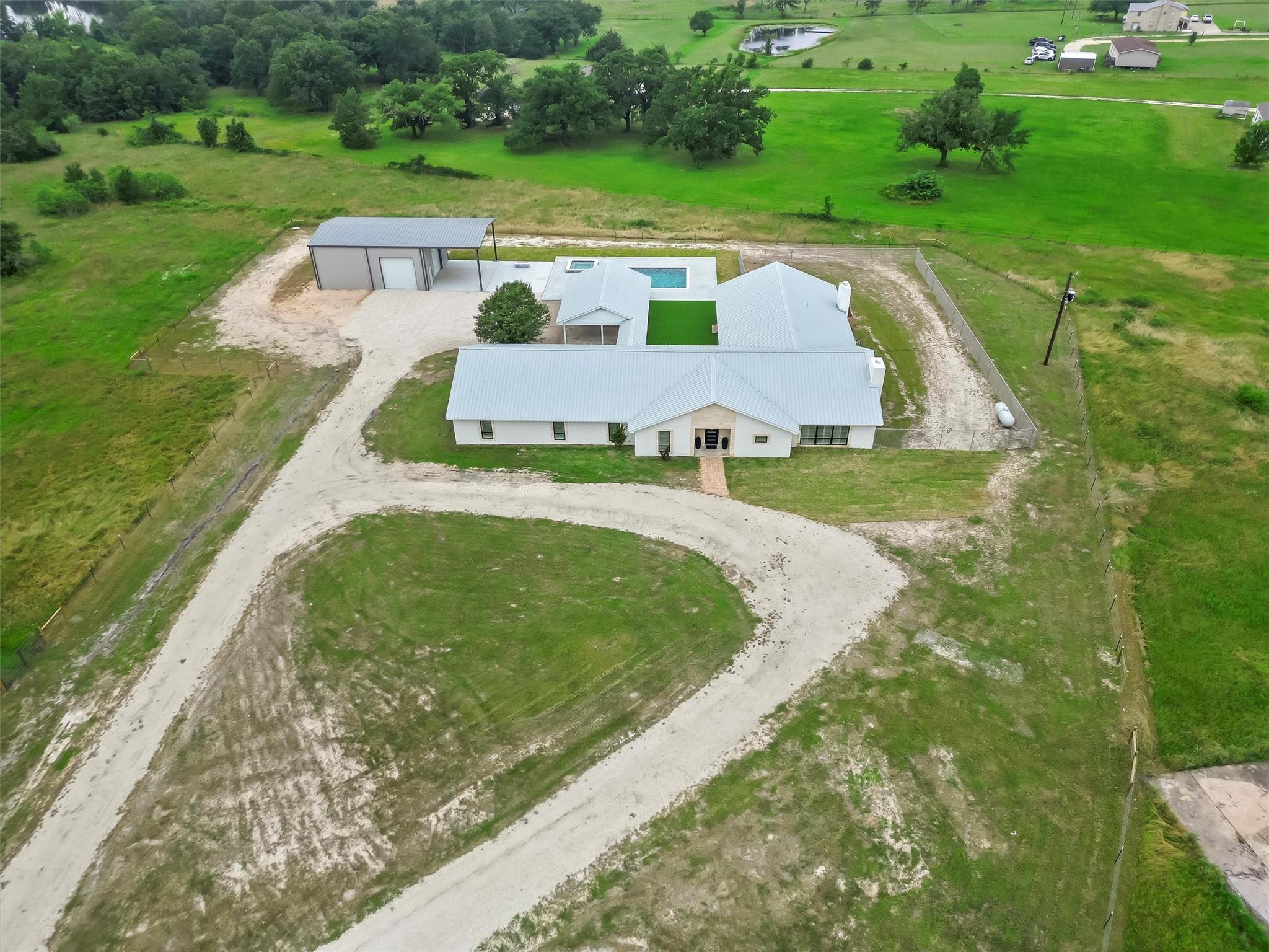 Anderson, Texas, 77830, United States, 6 Bedrooms Bedrooms, ,3 BathroomsBathrooms,Residential,Active,2007277