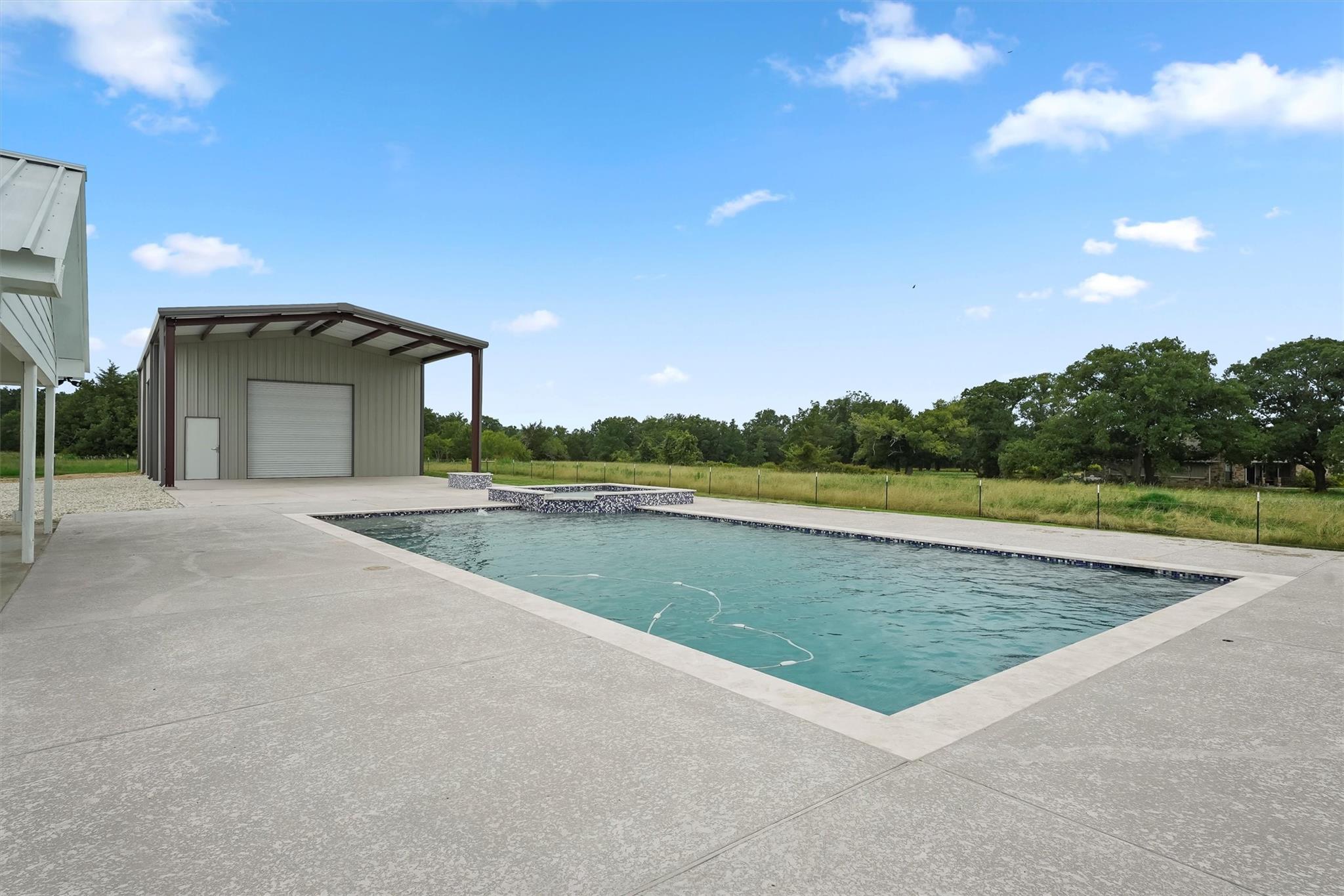 Anderson, Texas, 77830, United States, 6 Bedrooms Bedrooms, ,3 BathroomsBathrooms,Residential,Active,2007277