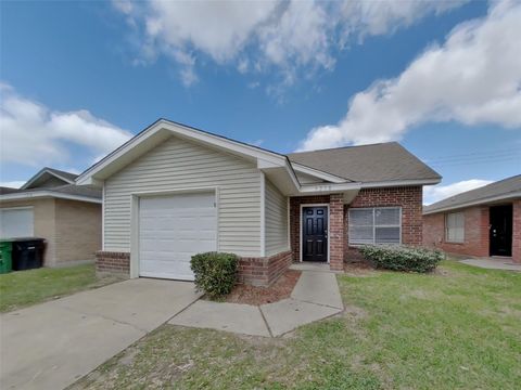 Photo of 3210 Kelling Street, Houston, TX 77045 (MLS # 56909578)