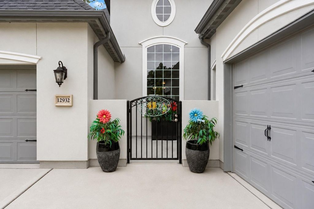 Photo of 12932 Whitewater Way, Conroe, TX 77302 (MLS # 60636322)