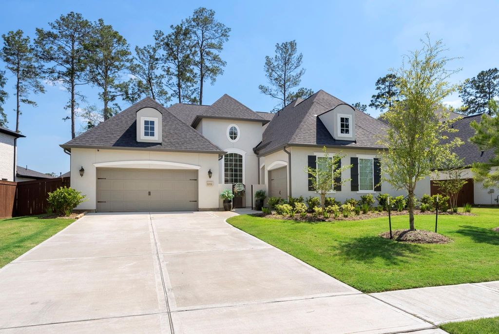 Photo of 12932 Whitewater Way, Conroe, TX 77302 (MLS # 60636322)