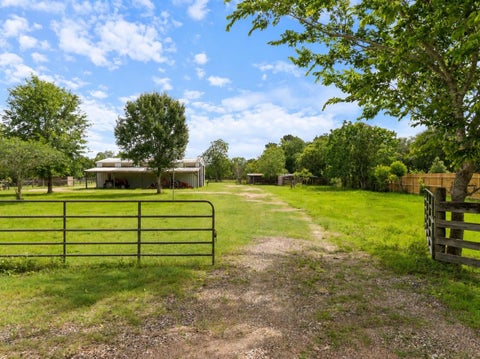 Photo of 4711 Baker Road, Needville, TX 77461 (MLS # 31244152)