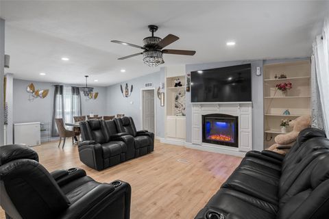 Homes For Sale - 2061 Road 5100<br/> Cleveland, TX 77327