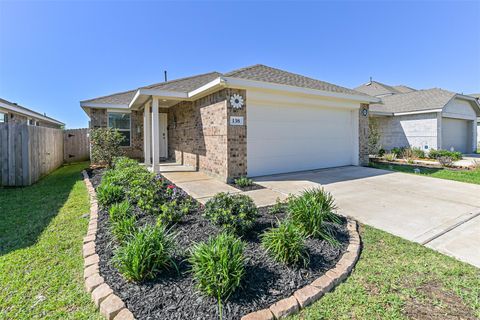 Photo of 138 Austin Road, Angleton, TX 77515 (MLS # 18972536)