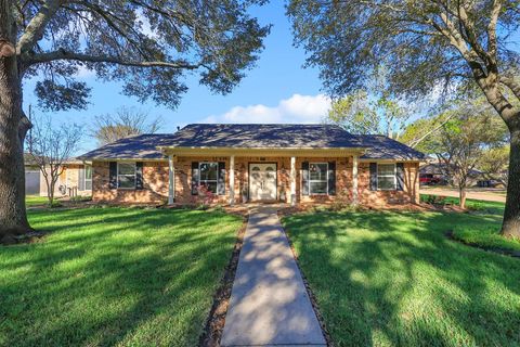 807 Dogwood Street Katy TX 77493