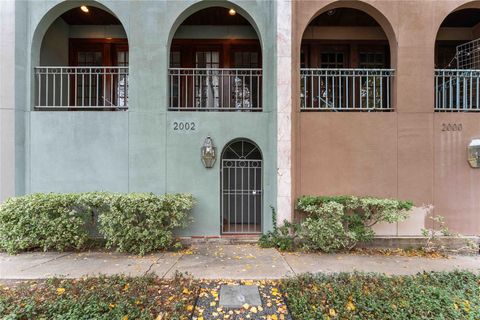 Photo of 2002 Fairview Avenue, Houston, TX 77019 (MLS # 70008134)