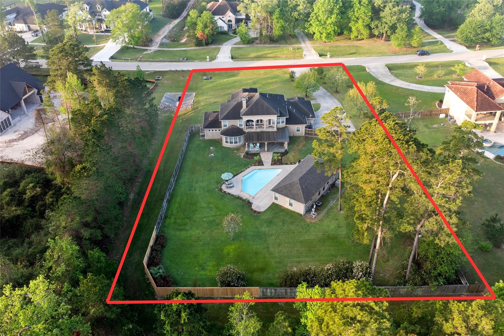 4447 Chateau Creek Way