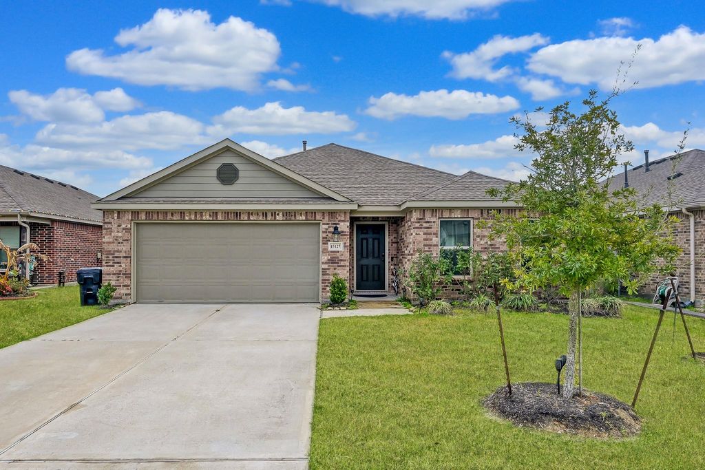 Photo of 15127 Willow Tree Lane, New Caney, TX 77357 (MLS # 62084830)
