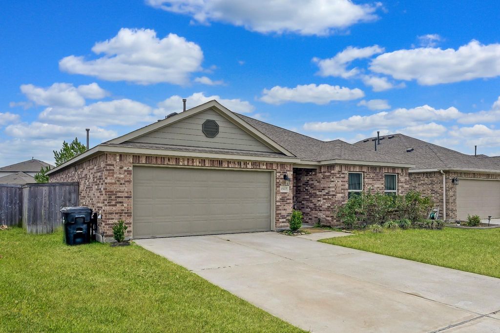 Photo of 15127 Willow Tree Lane, New Caney, TX 77357 (MLS # 62084830)