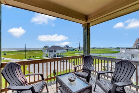 Photo of 708 Kyndall Corner, Port Bolivar, TX 77650 (MLS # 83096140)