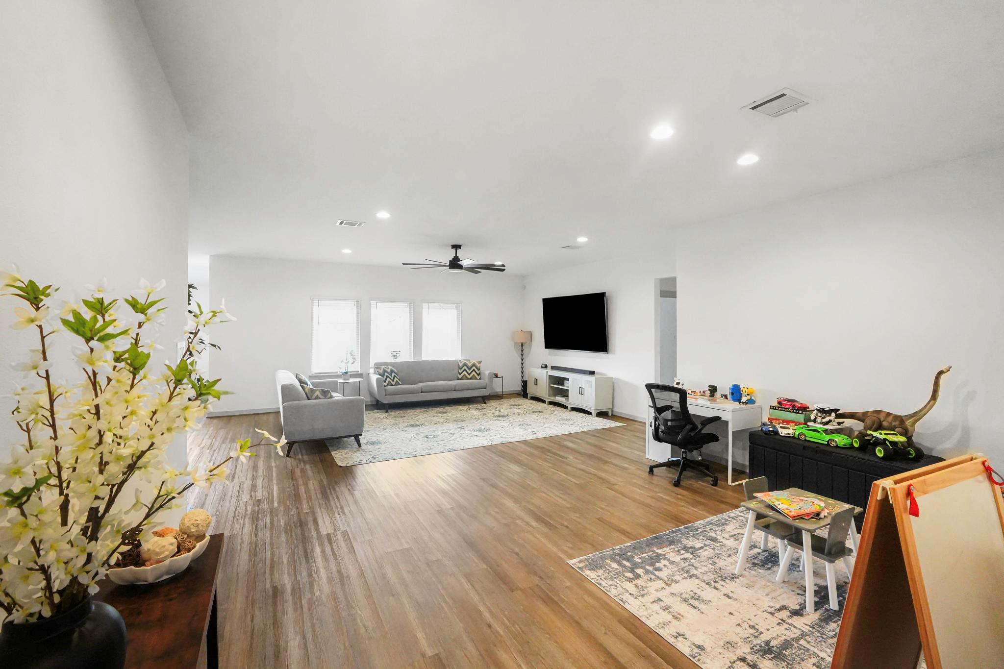 1126 Hyde Lake Lane