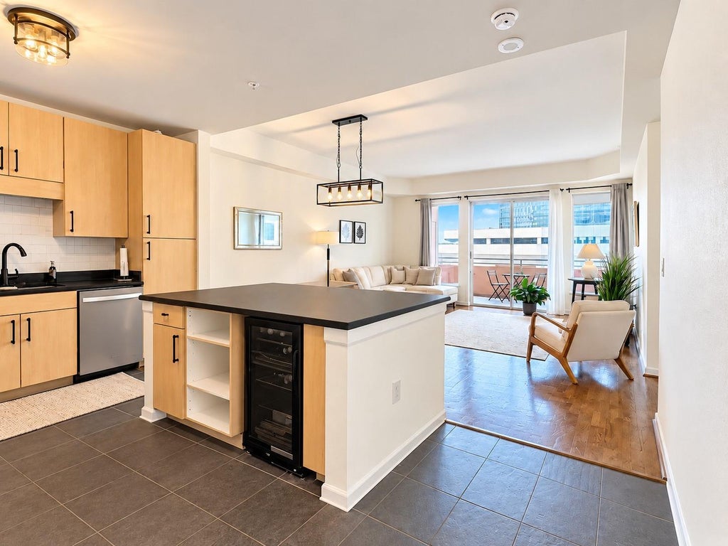Photo of 3505 Sage Road #507, Houston, TX 77056 (MLS # 35008195)