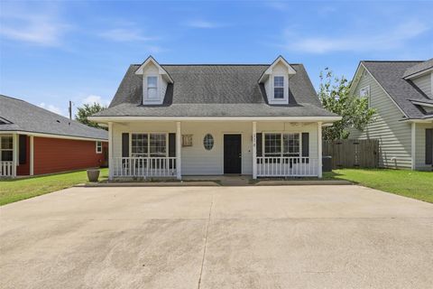 Photo of 114 Southland Street, College Station, TX 77840 (MLS # 43193832)