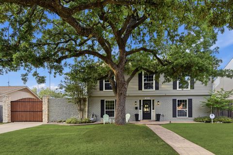 Photo of 10710 Bordley Drive, Houston, TX 77042 (MLS # 87021318)