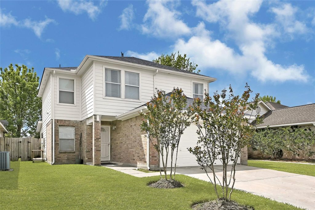 Photo of 11818 Kewalo Basin Lane, Houston, TX 77034 (MLS # 96357240)