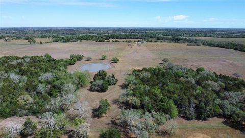 Photo of 2749 County Road 173, Hallettsville, TX 77964 (MLS # 22712224)