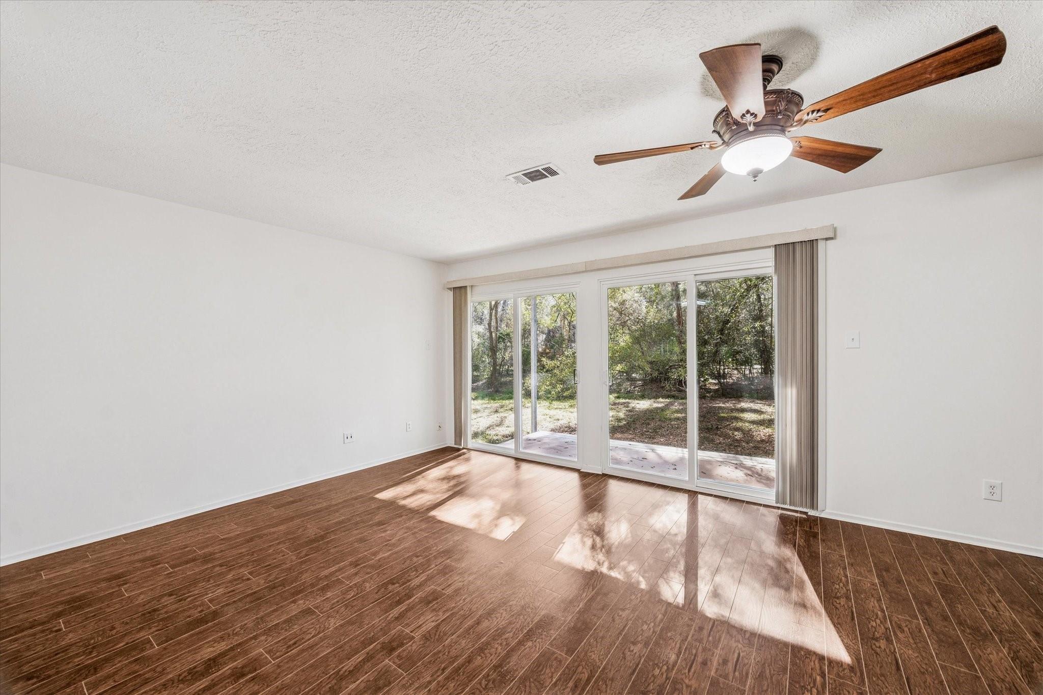 1410 E Red Cedar Circle Circle