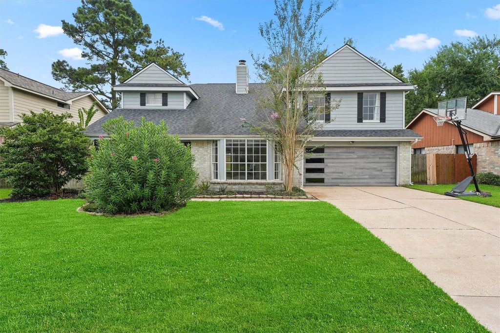 Photo of 5422 Enchanted Mist Drive, Humble, TX 77346 (MLS # 37824414)