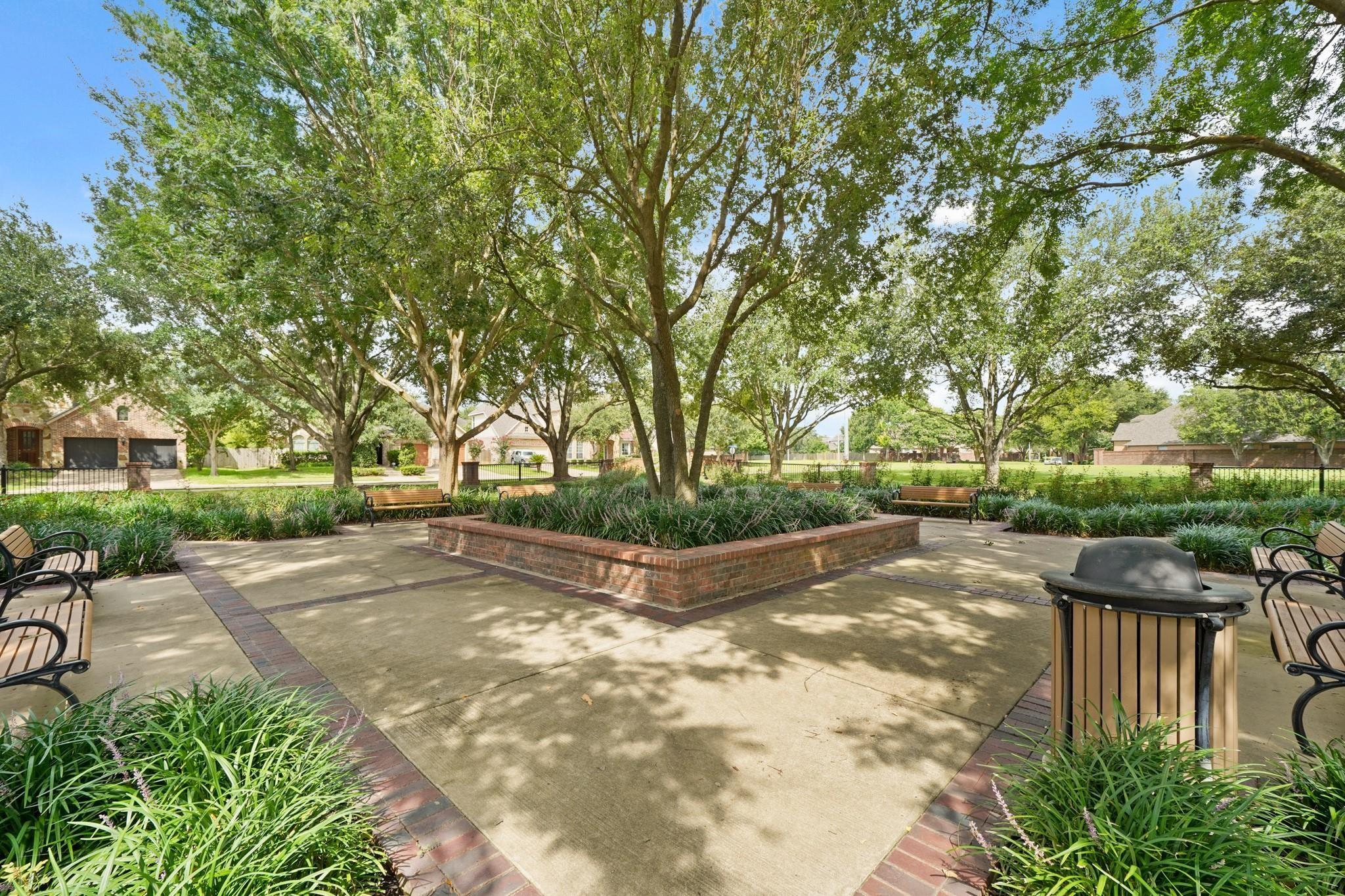 2206 Ascot Lane