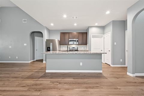 Homes For Sale - 3665 Cub Drive<br/> Conroe, TX 77301