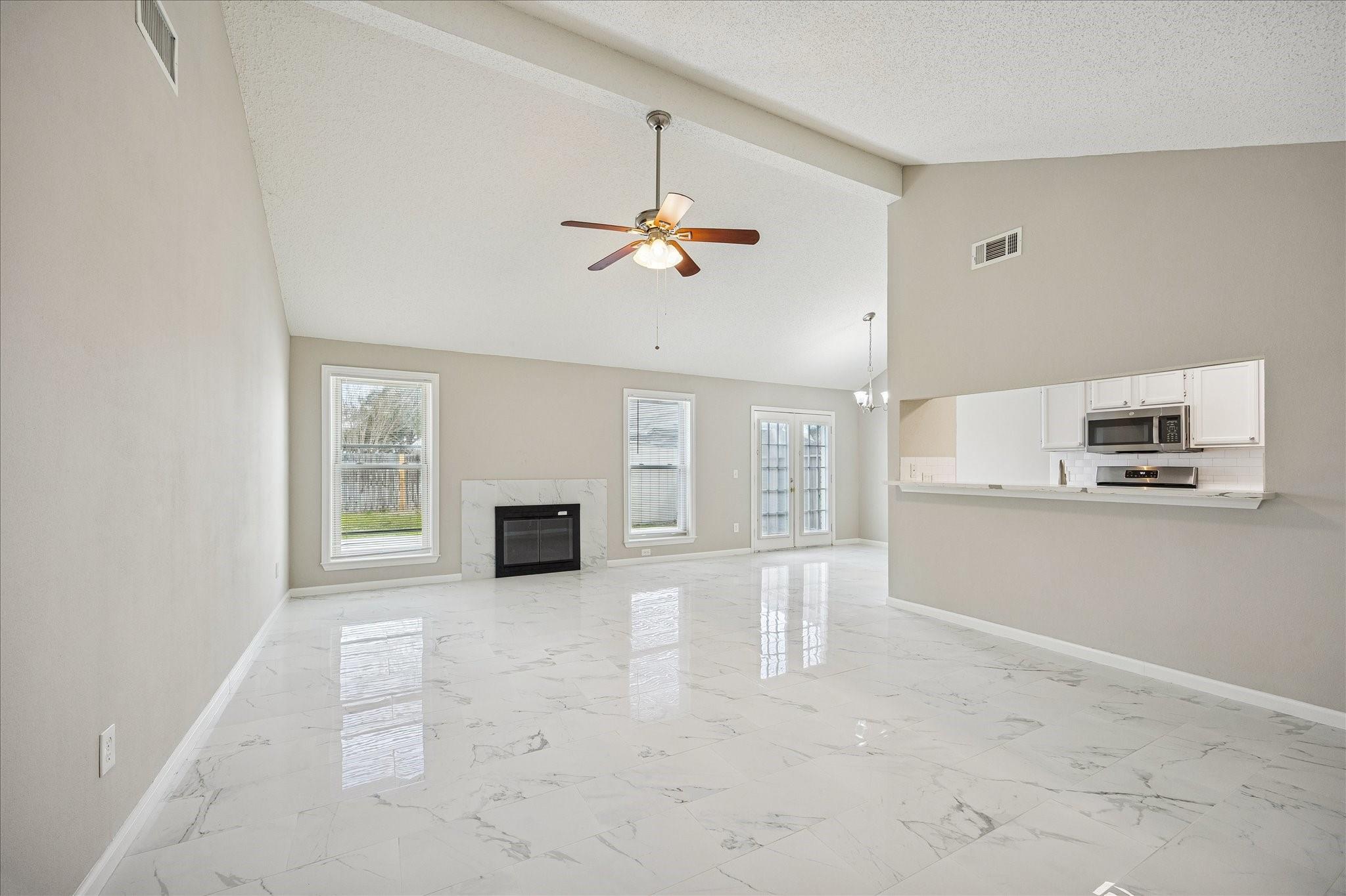 3127 E Heatherock Circle