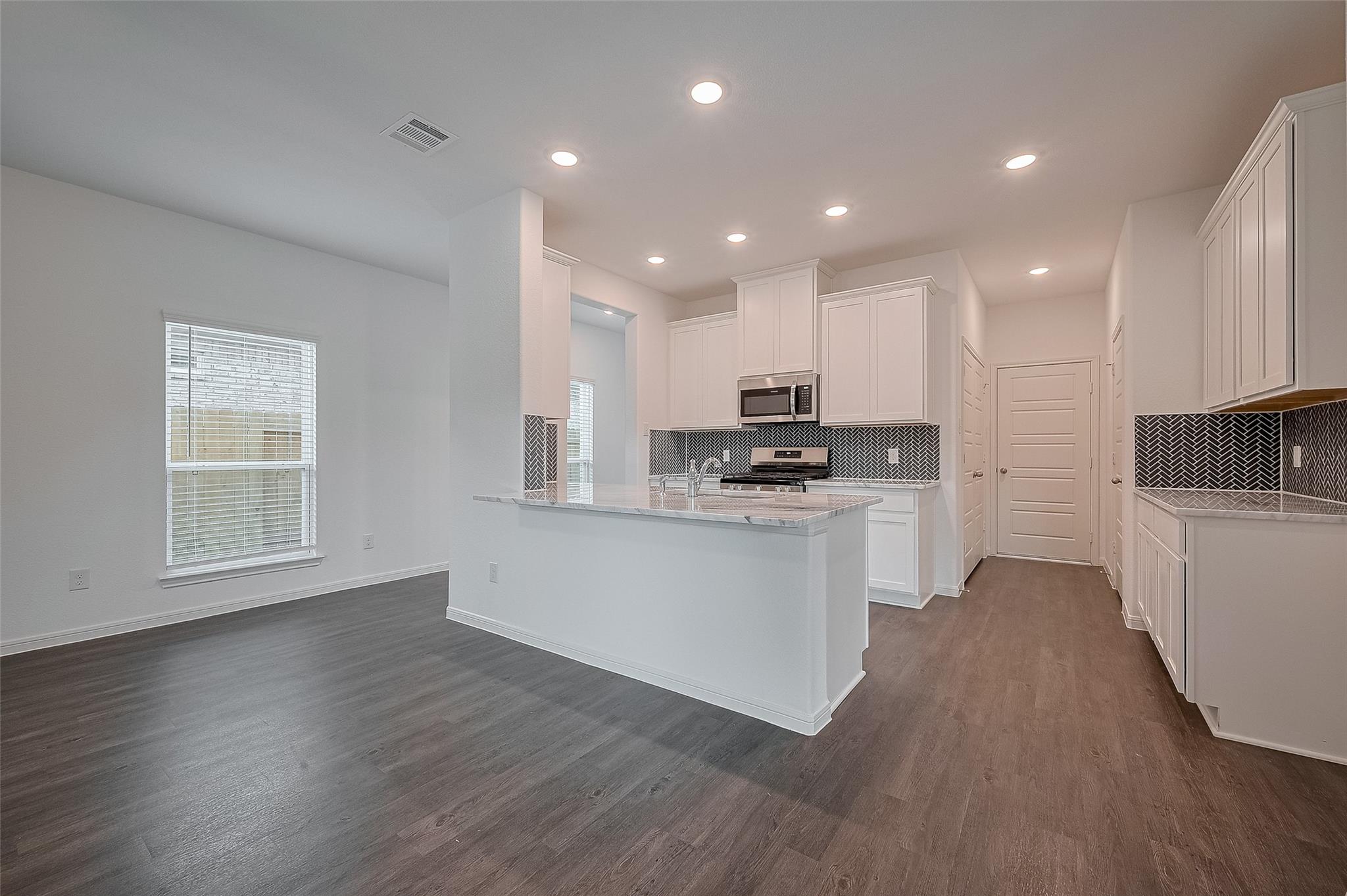 20847 Attalos Stoa Road