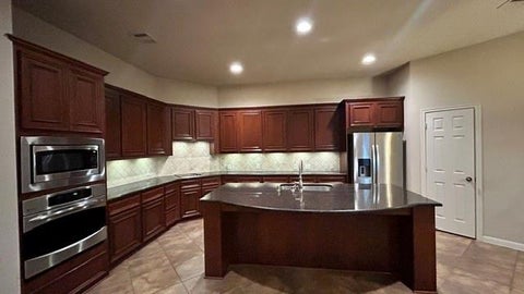 Photo of 1002 Yaupon Square Lane, Houston, TX 77008 (MLS # 86982996)