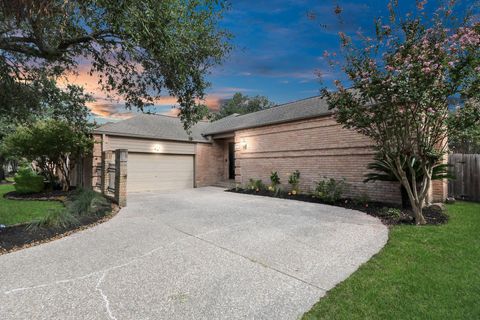 Photo of 11602 Aspenway Drive, Houston, TX 77070 (MLS # 91882338) Photo of 11602 Aspenway Drive, Houston, TX 77070 (MLS # 91882338)