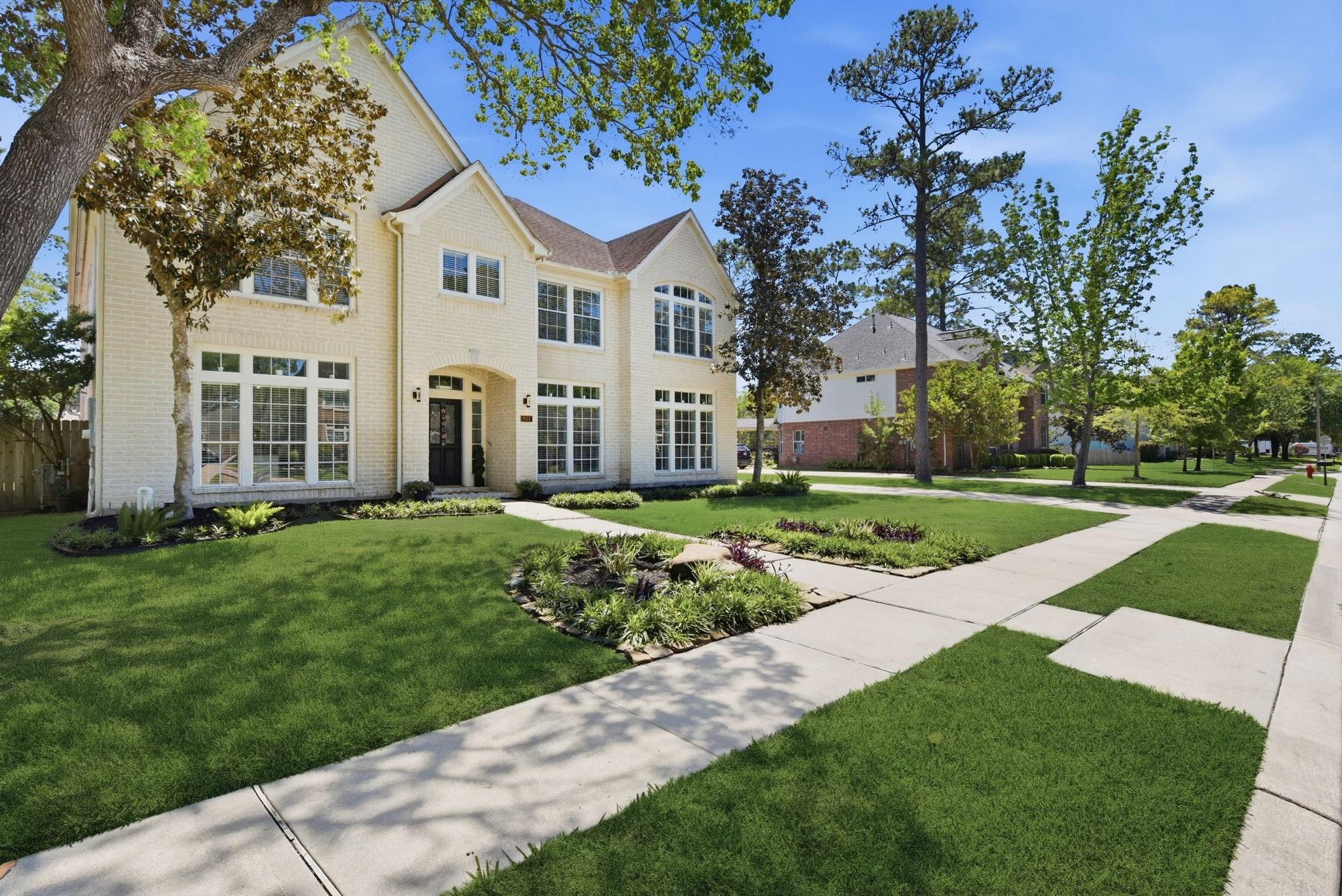 803 Hidden Creek Lane